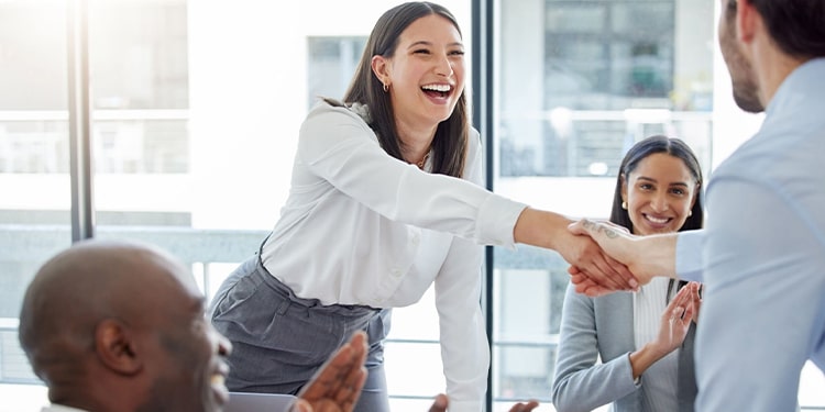 ingilizce selamlaşmada yardımcı olacak argo kelimeler