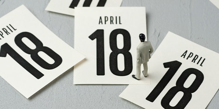 april kelimesinin cümle içinde kullanımı