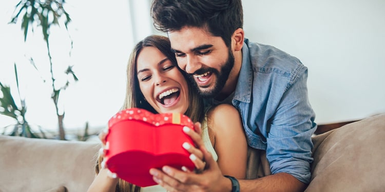 en güzel 20 ingilizce sevgililer günü mesajı