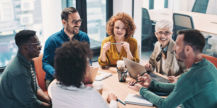 hangi İngilizce konuşma kulübüne katılmalıyım
