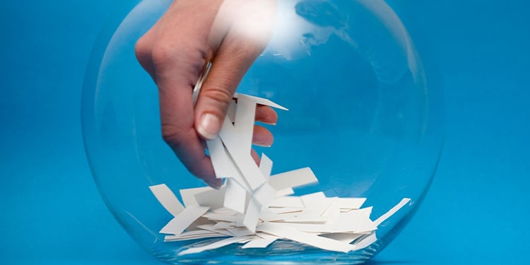 draw kelimesinin ingilizce farklı anlamları - çizmek veya sürüklemek anlamı