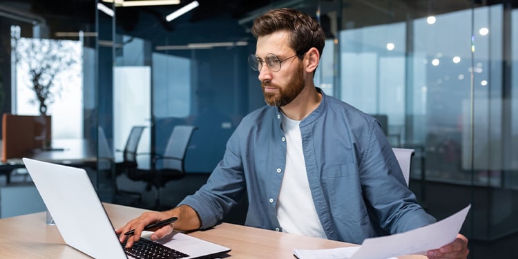 ingilizce run kelimesinin farklı kullanımları - araç ve makinenin çalışması