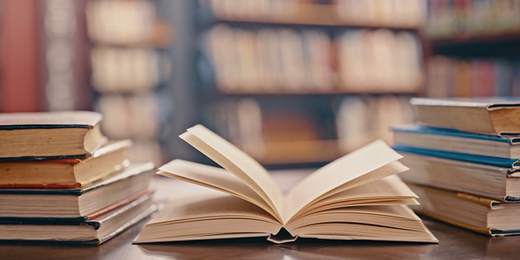 okul ve eğitimle ilgili ingilizce deyimler - hit the books