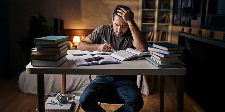 Evde İngilizce Çalışmanın Zorlukları - İngilizce çalışmak