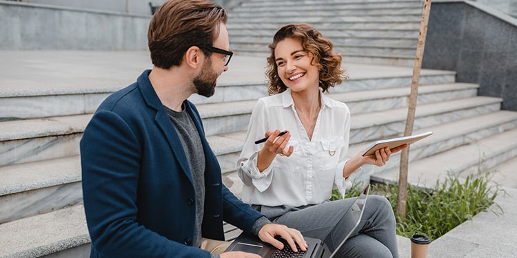 Konuşmayı merkeze alan öğrenme modeli-Yalnızca Kelime Öğreten Uygulamalardan Open English’i Ayıran Fark-Yalnızca Kelime Öğreten Uygulamalardan Open English’i Ayıran Fark