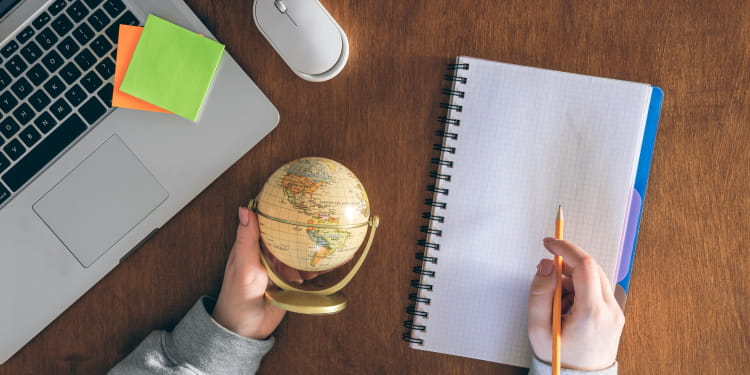 Ülke Bazlı Stratejiler ve Eğitim Modelleri - Yurt Dışında Eğitim ve Kariyer Yolculuğu